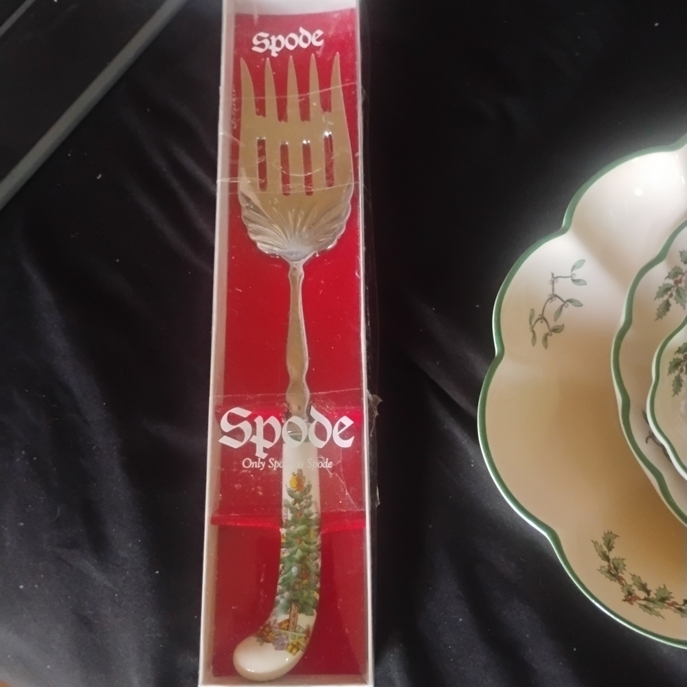 Spode Red and Green Floral Serving Fork